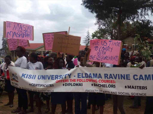 More than 500 students from Kisii University Eldama Ravine campus protest the institution's closure, November 15, 2016