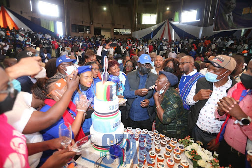 Raila Odinga's cuts his birthday cake at Bomas of Kenya.