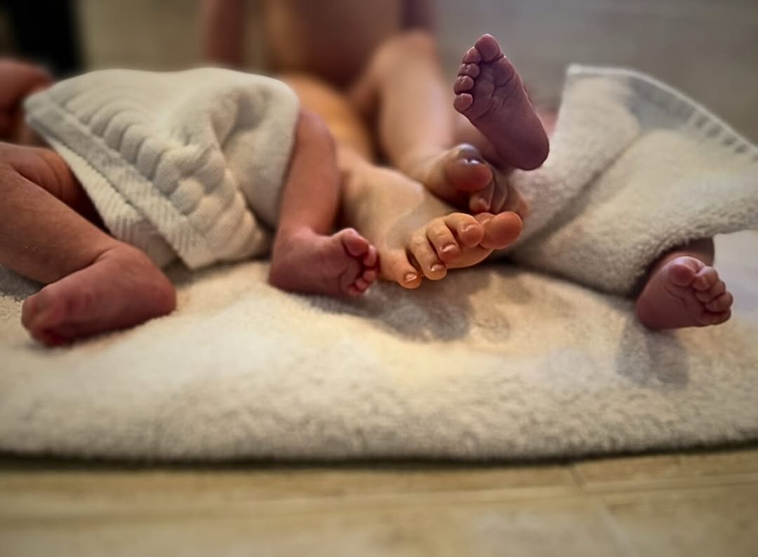Actress Amber Heard announces birth of twins in Mother's Day post